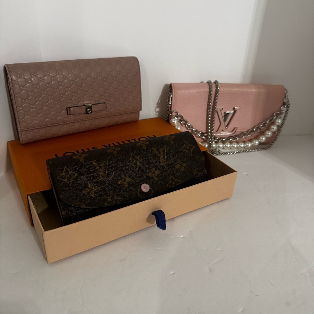 SOLD Bundle of 2 LV wallets and 1 Gucci Wallet